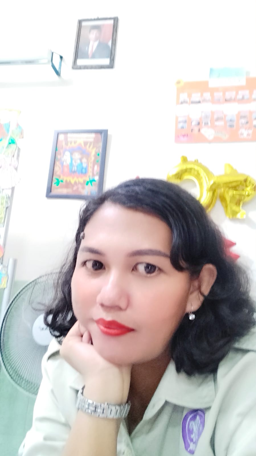 <center><br>PONCO LILY YULIAWATI, S.Pd</center>